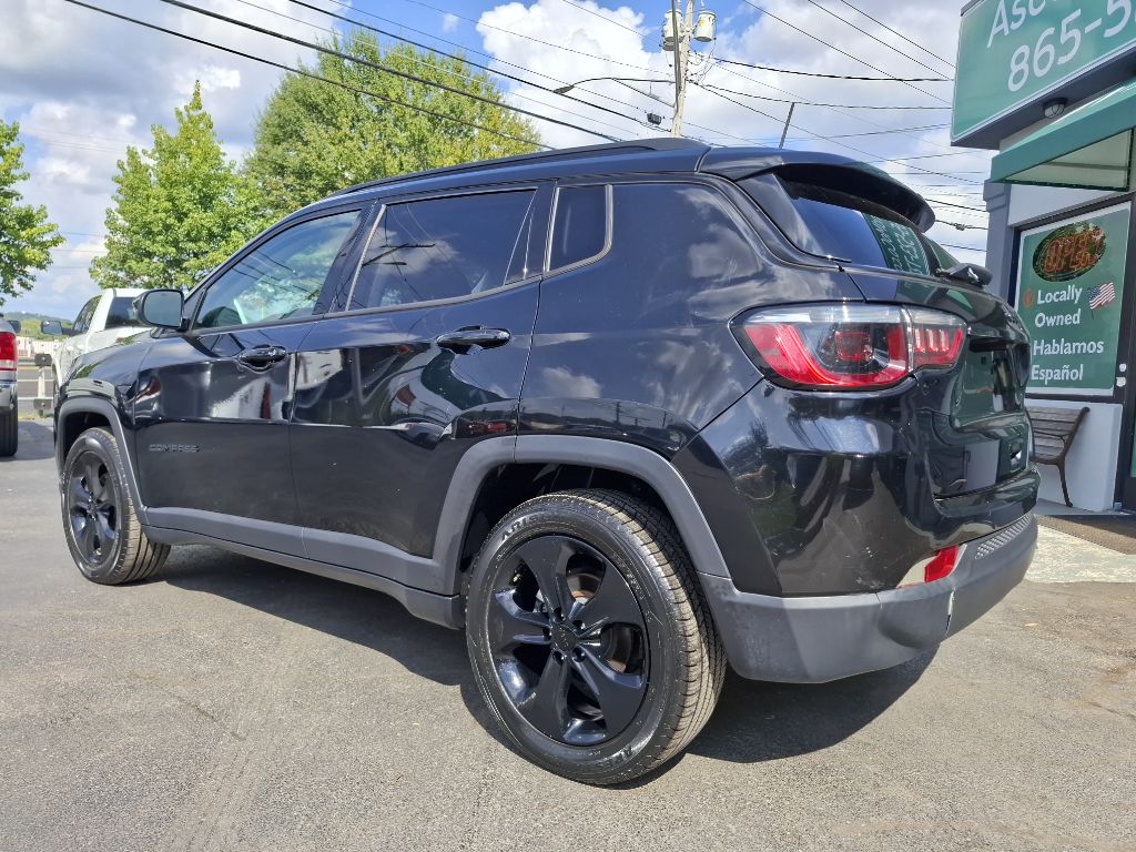 Photo 4 of this JEEP COMPASS