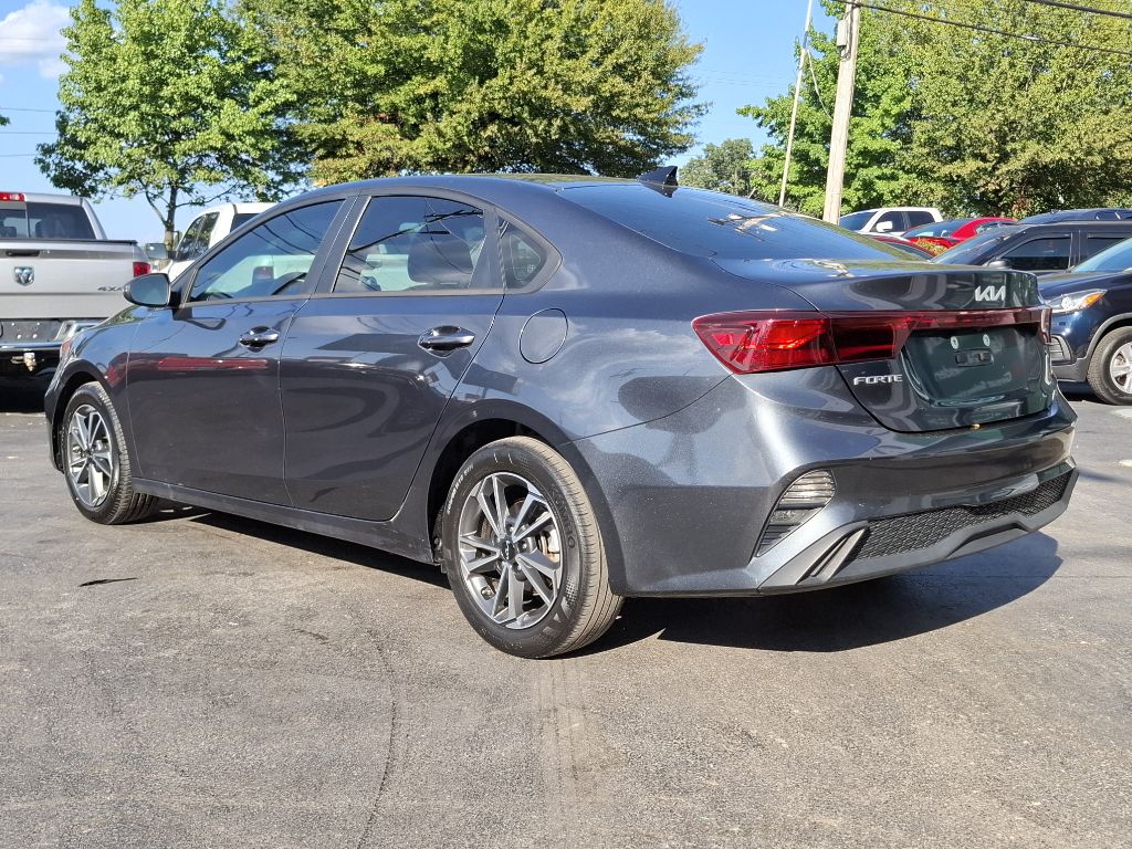 Photo 5 of this KIA FORTE