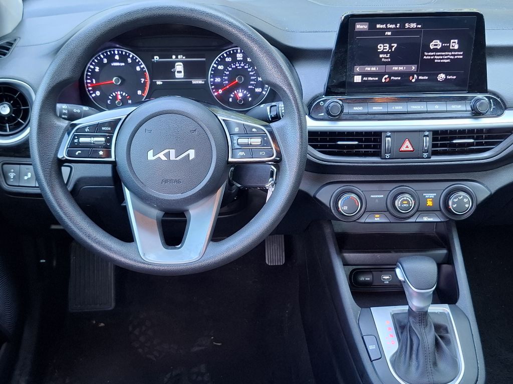Photo 2 of this KIA FORTE