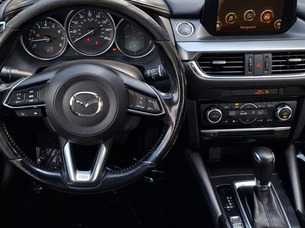 Photo 9 of this MAZDA MAZDA6