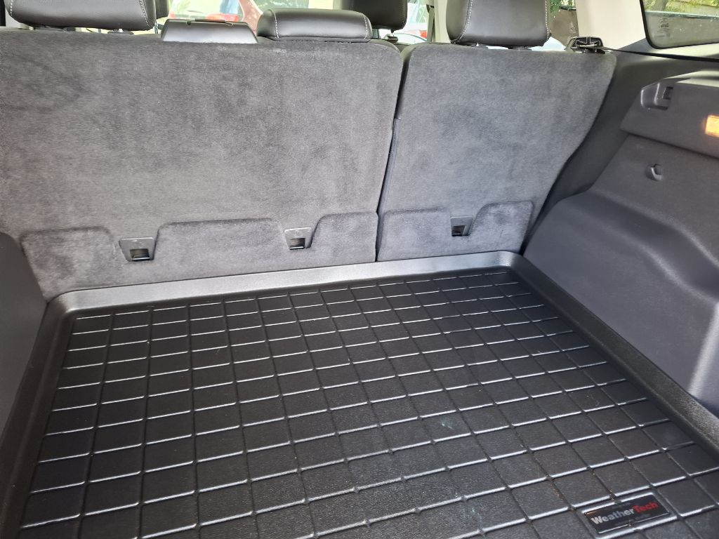 Photo 11 of this FORD ESCAPE