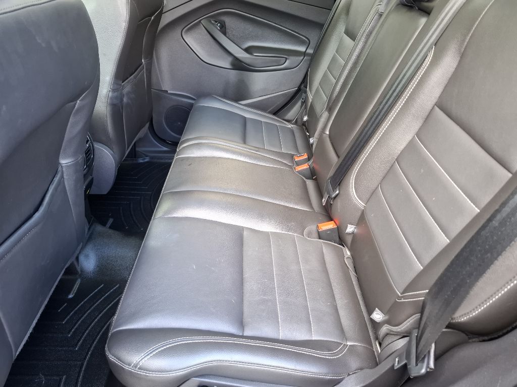 Photo 10 of this FORD ESCAPE