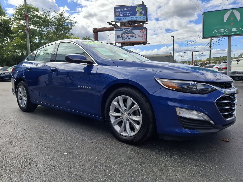 Photo 6 of this CHEVROLET MALIBU