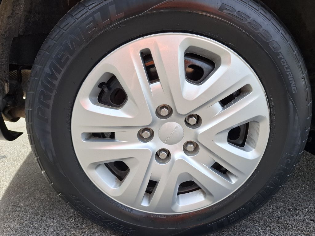 Photo 6 of this DODGE GRAND CARAVAN