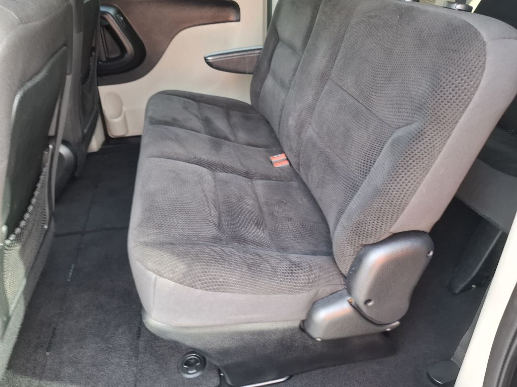 Photo 8 of this DODGE GRAND CARAVAN
