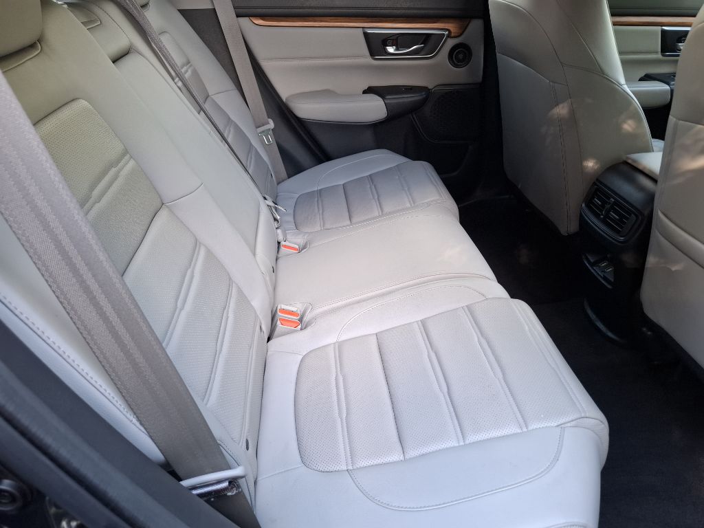 Photo 8 of this HONDA CR-V