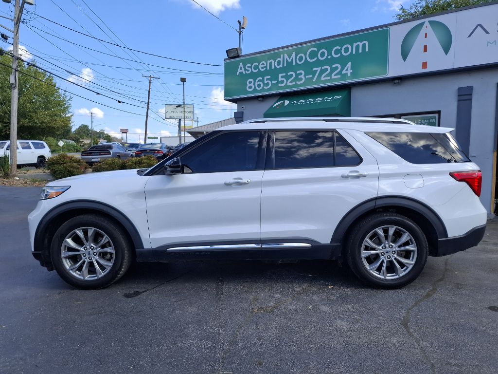 Photo 4 of this FORD EXPLORER
