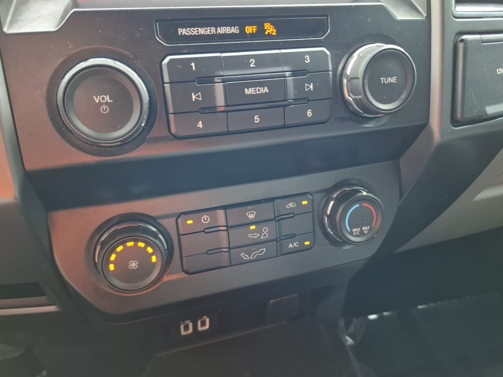 Photo 17 of this FORD F-150