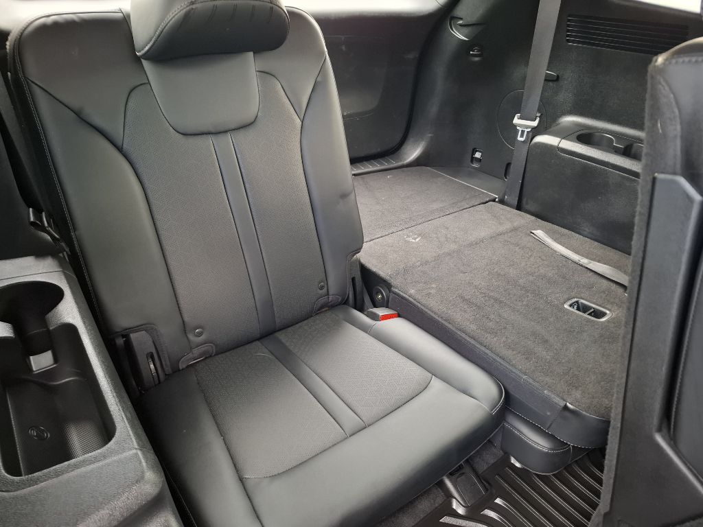 Photo 10 of this KIA SORENTO