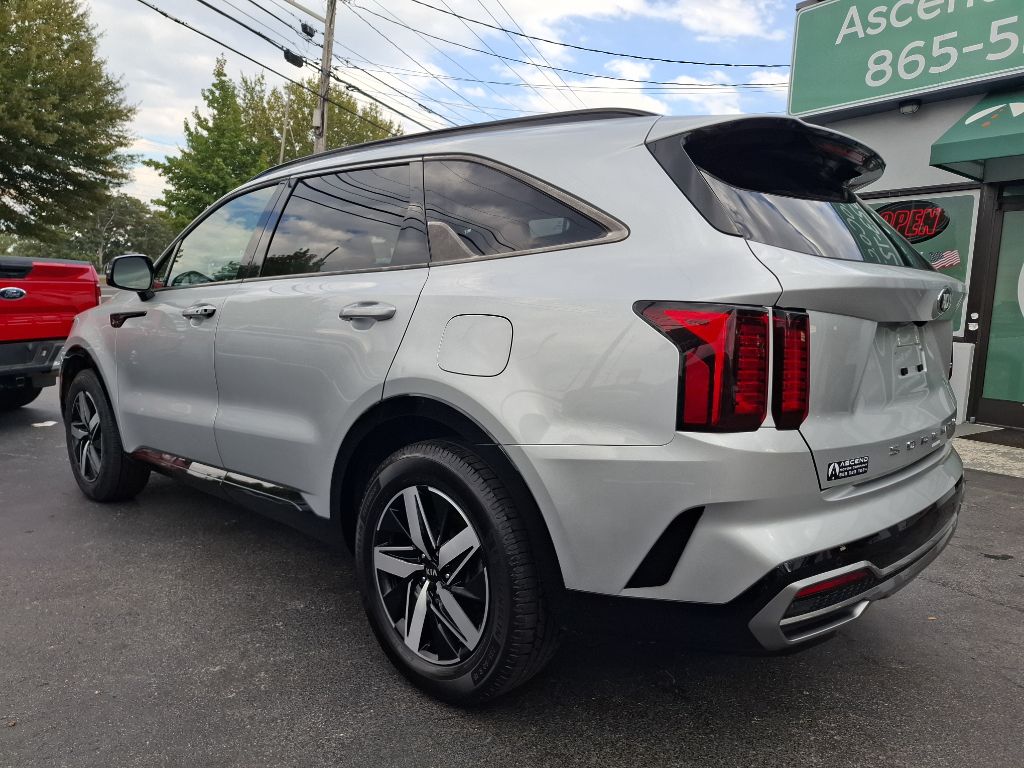 Photo 4 of this KIA SORENTO