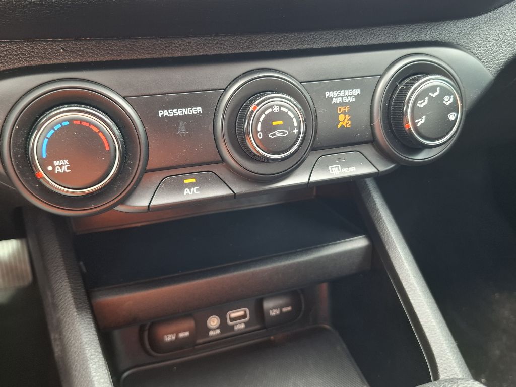 Photo 14 of this KIA FORTE