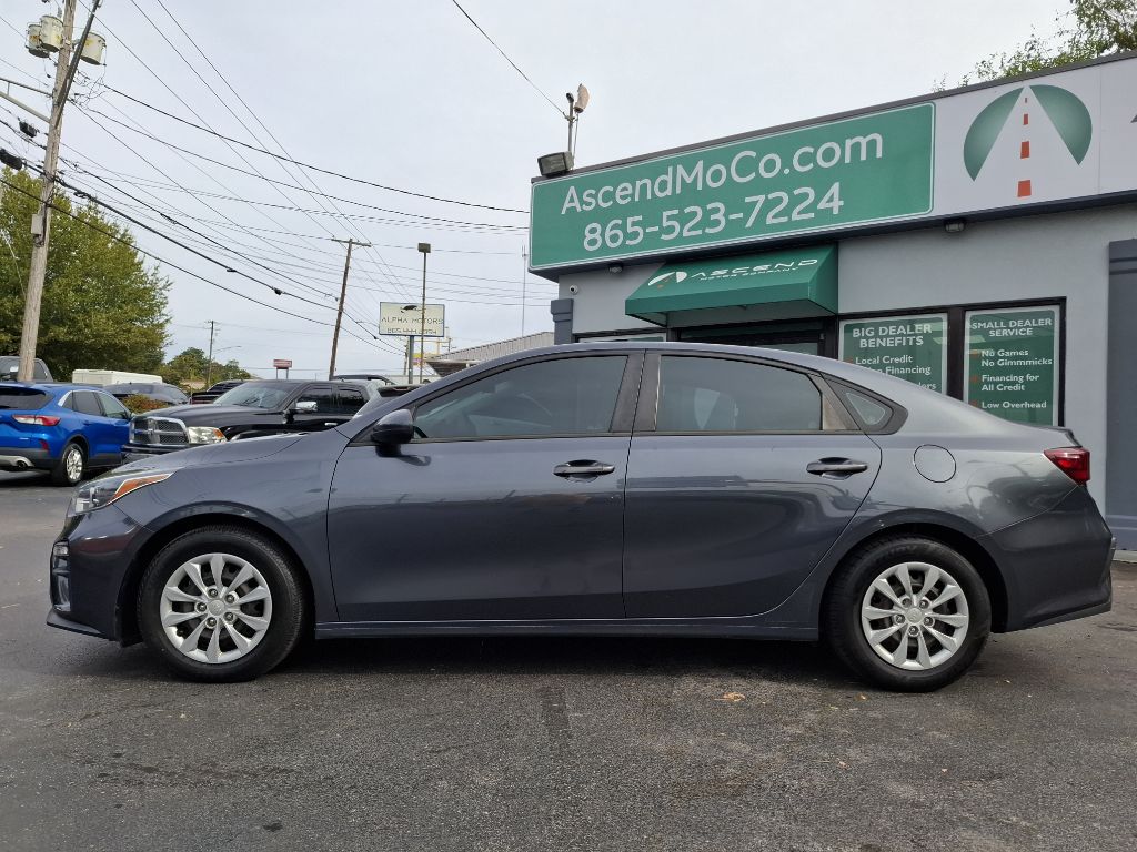 Photo 3 of this KIA FORTE
