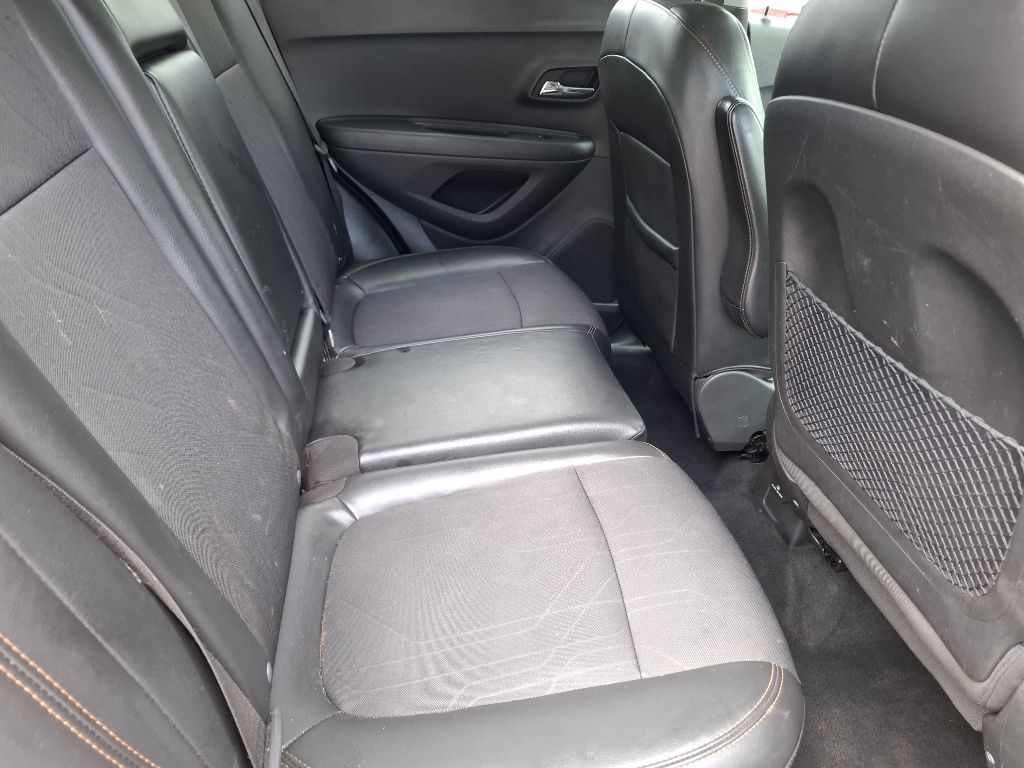 Photo 7 of this CHEVROLET TRAX