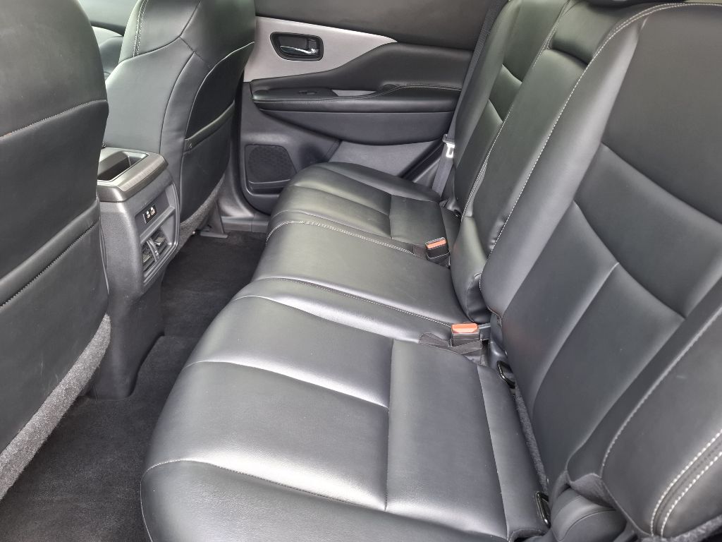 Photo 9 of this NISSAN MURANO