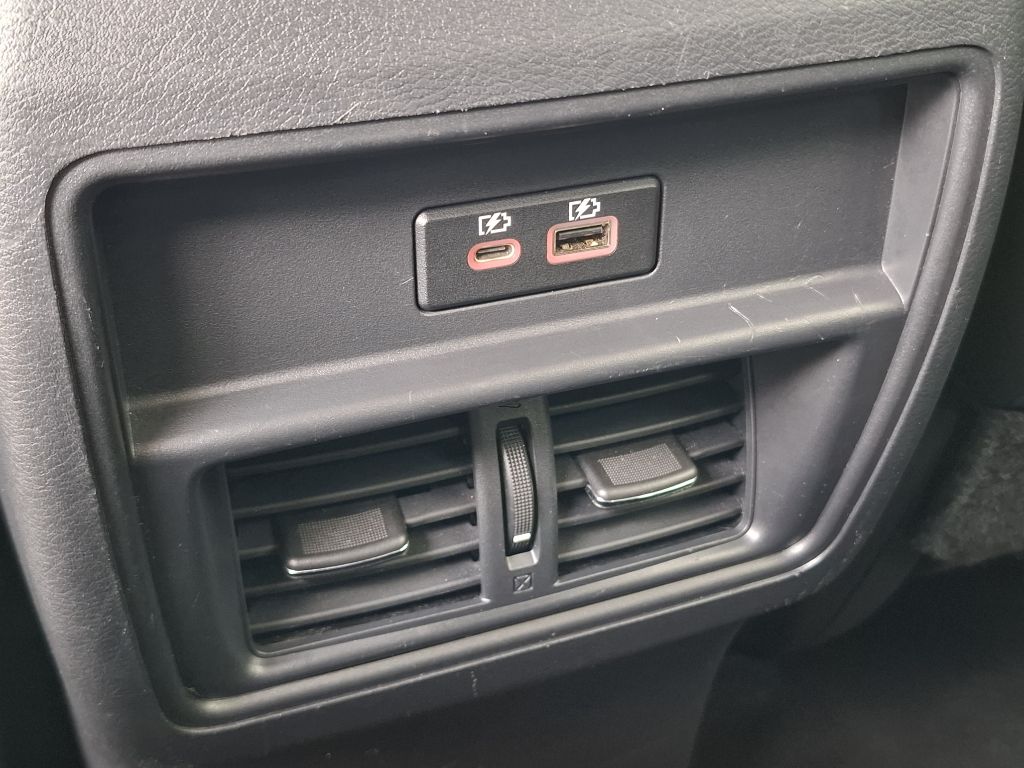 Photo 12 of this NISSAN MURANO