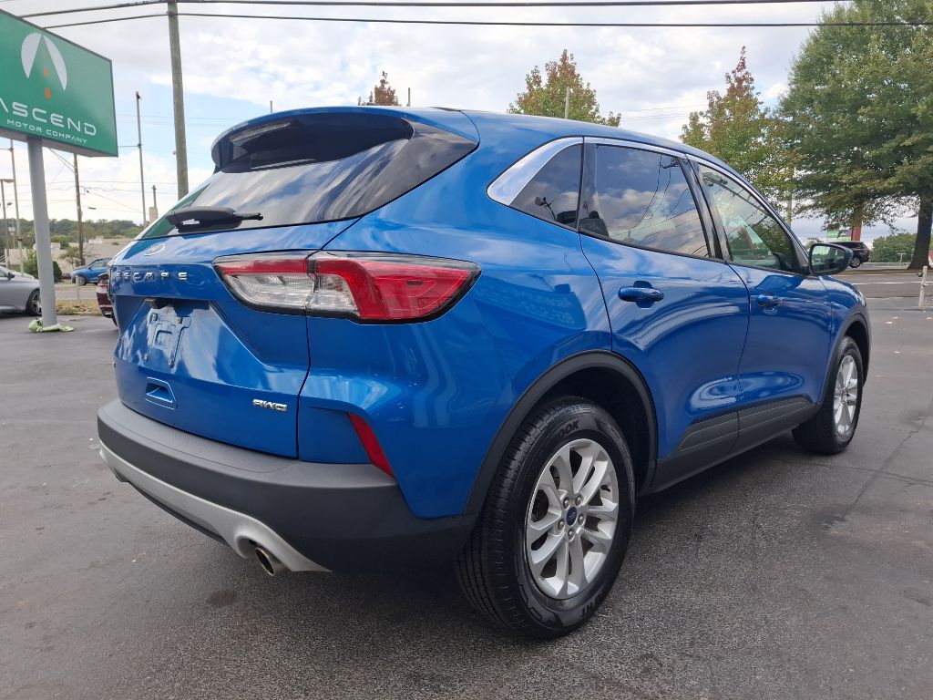 Photo 5 of this FORD ESCAPE