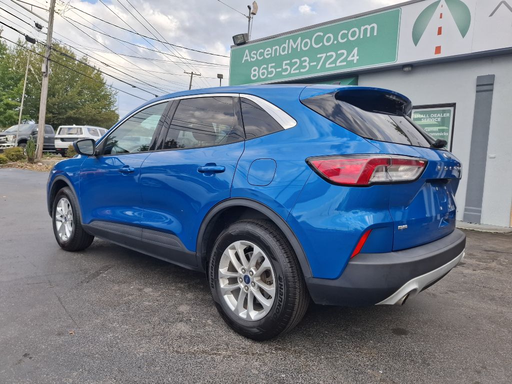 Photo 6 of this FORD ESCAPE