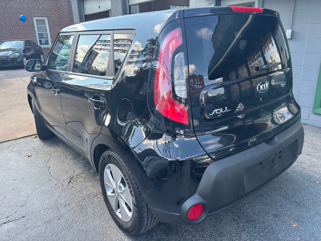 Photo 9 of this KIA SOUL