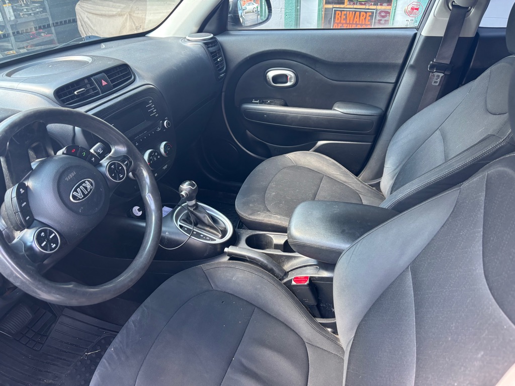 Photo 5 of this KIA SOUL