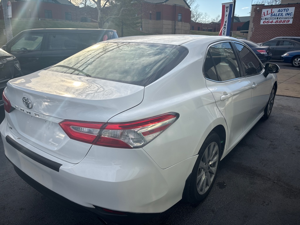 Photo 7 of this TOYOTA CAMRY