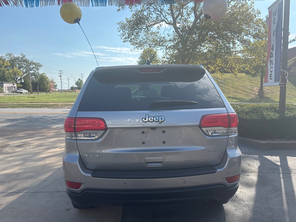 Photo 8 of this JEEP GRAND CHEROKEE