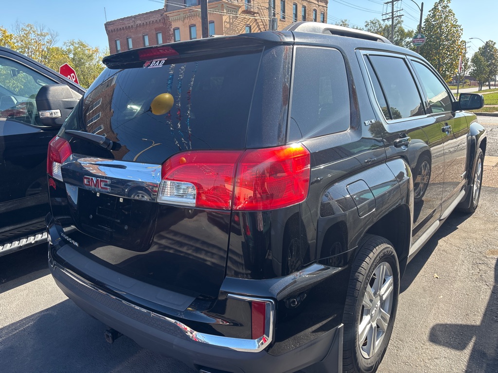 Photo 3 of this GMC TERRAIN