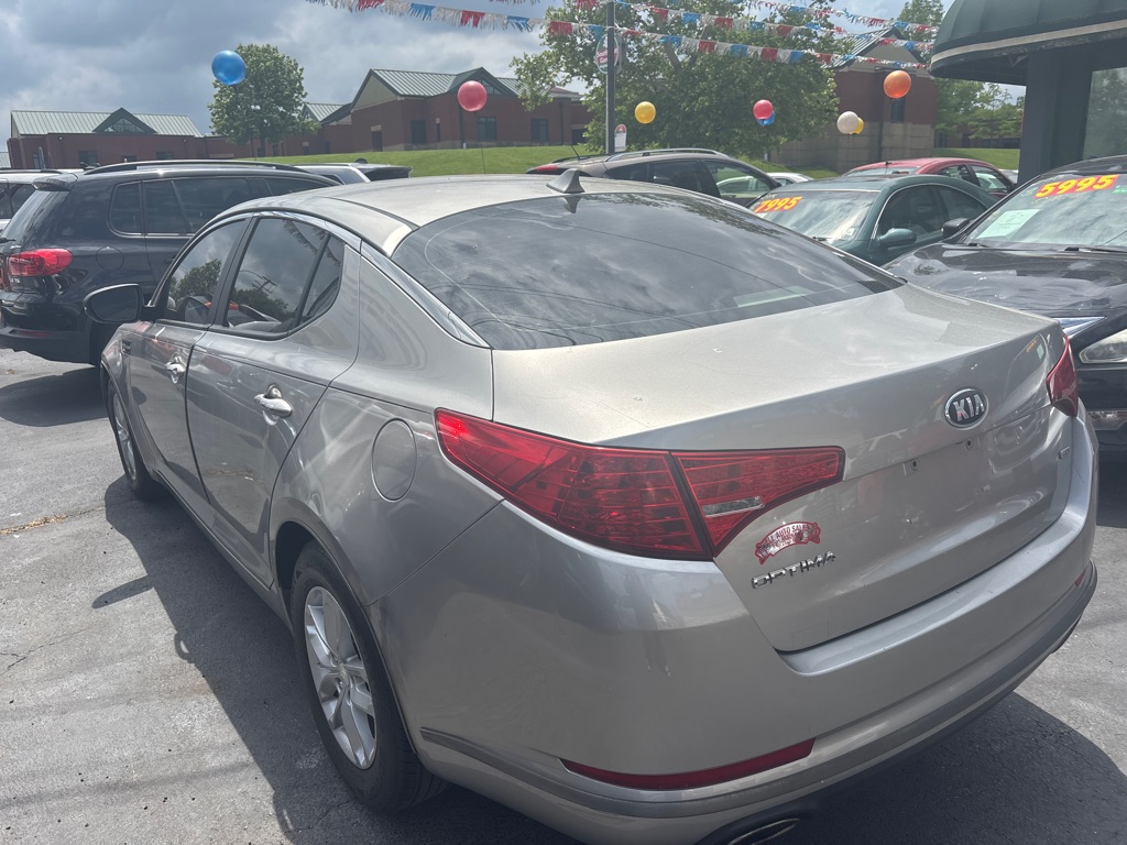 Photo 4 of this KIA OPTIMA