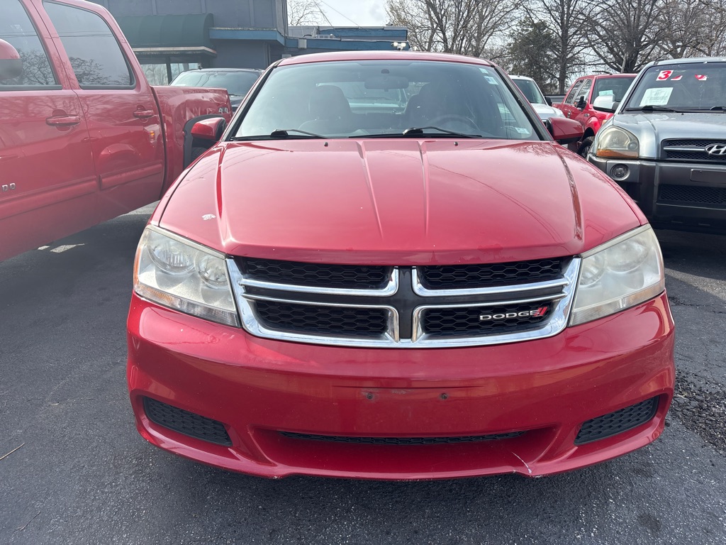 Photo 2 of this DODGE AVENGER