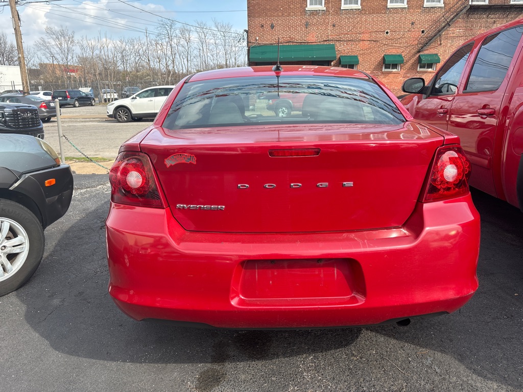 Photo 5 of this DODGE AVENGER