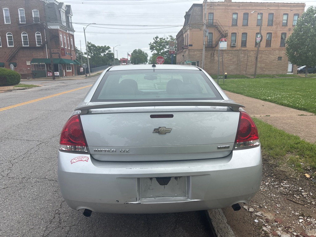 Photo 6 of this CHEVROLET IMPALA