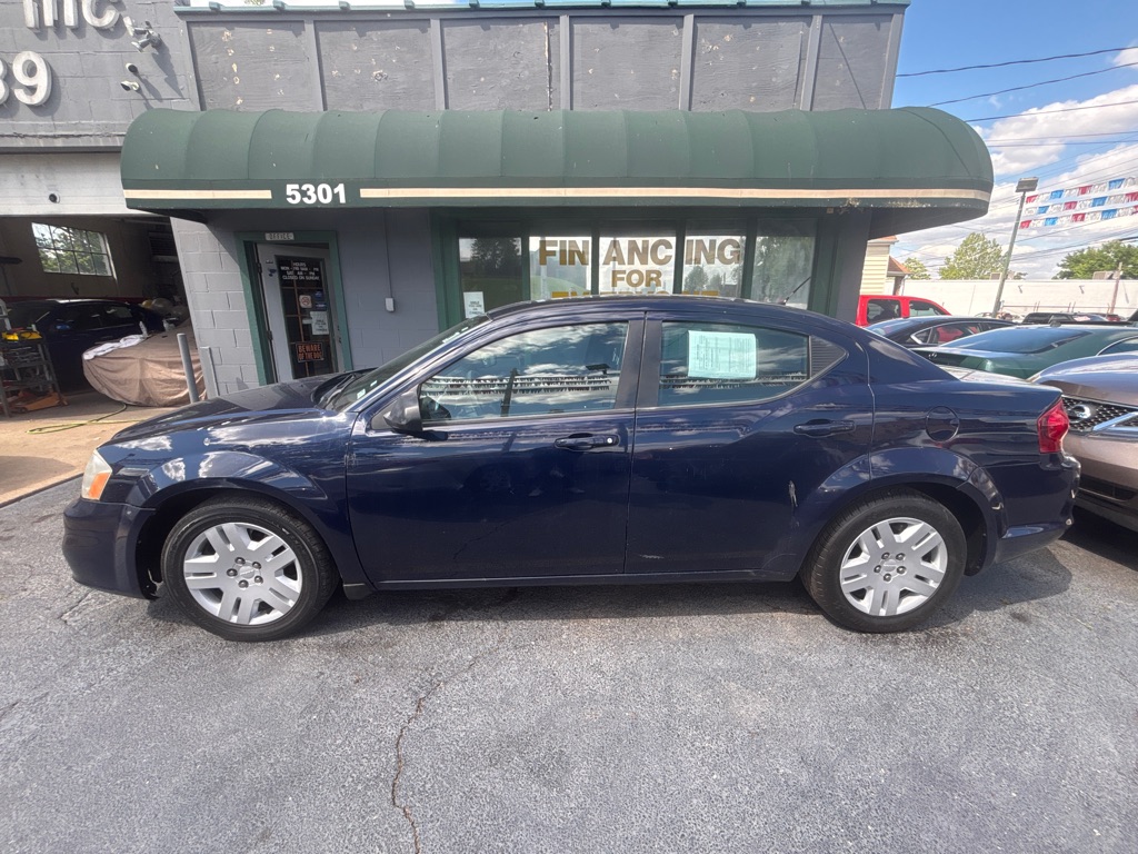 Photo 4 of this DODGE AVENGER