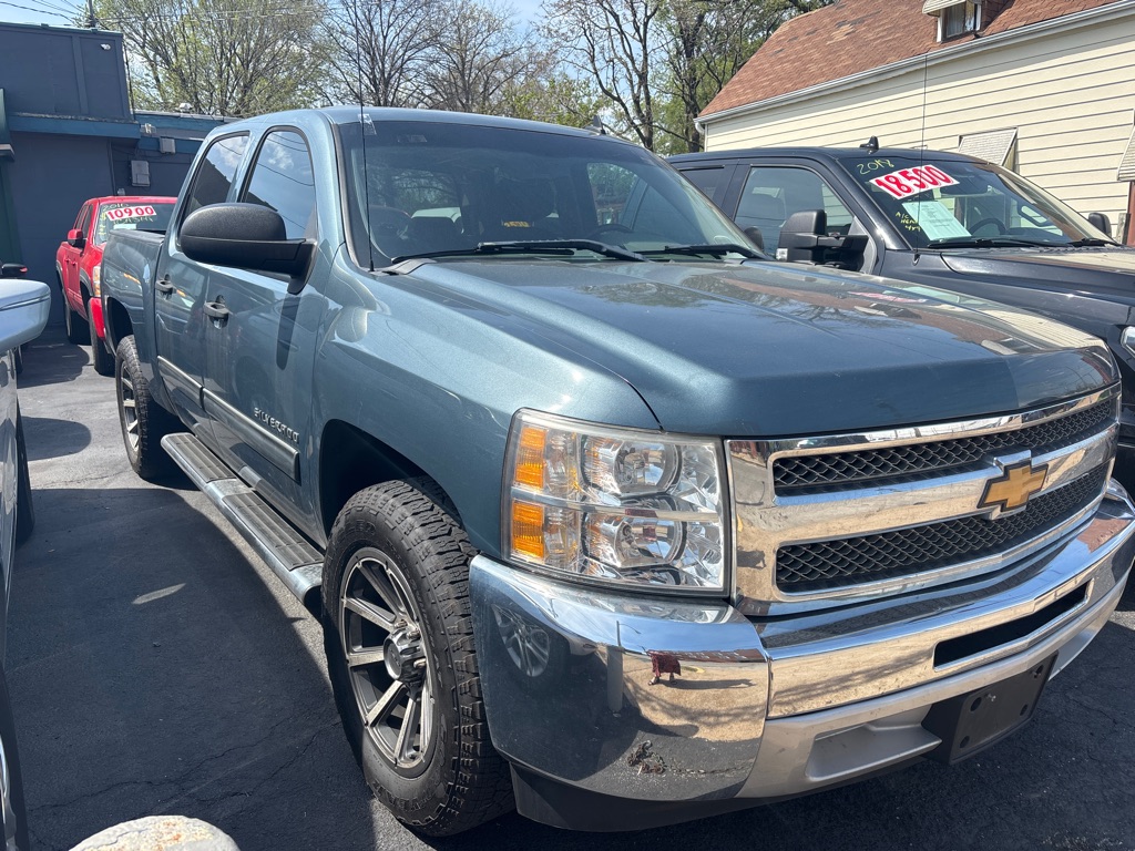 Photo 3 of this CHEVROLET SILVERADO 1500