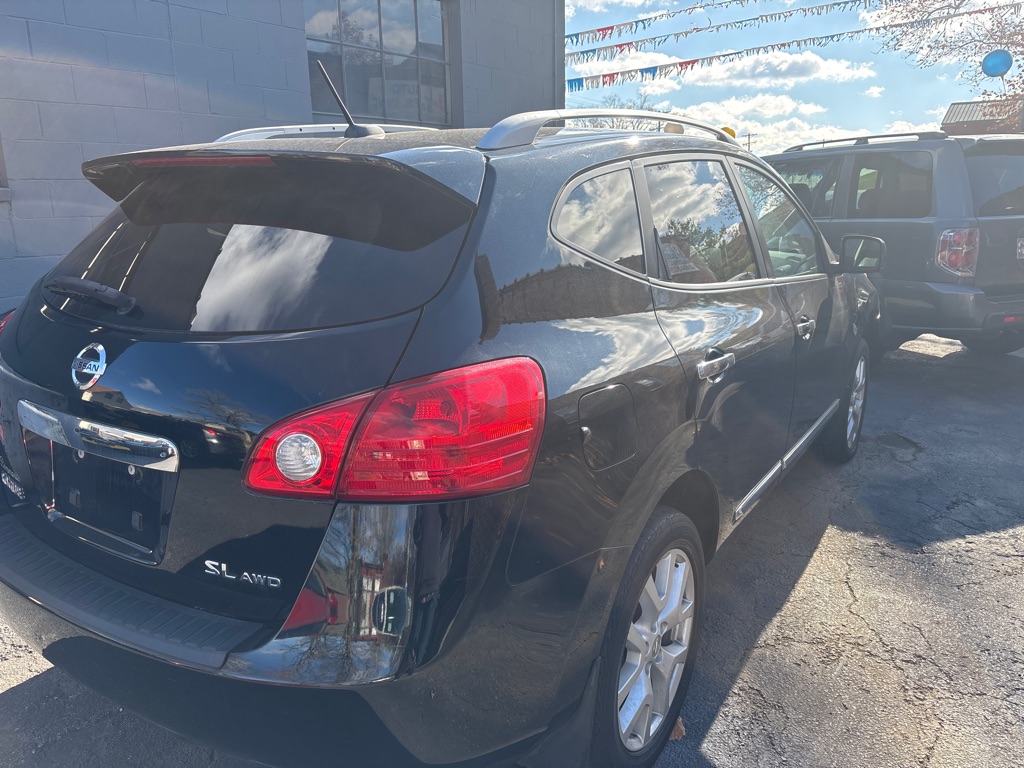 Photo 7 of this NISSAN ROGUE