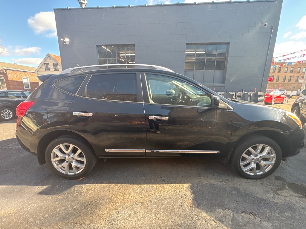 Photo 4 of this NISSAN ROGUE