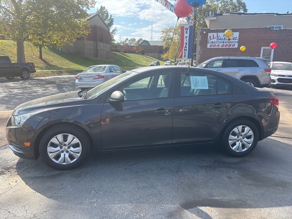 Photo 6 of this CHEVROLET CRUZE