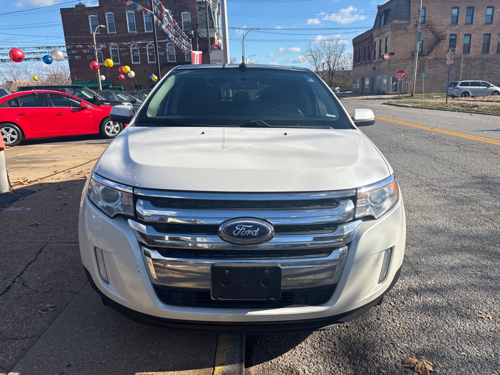Photo 2 of this FORD EDGE