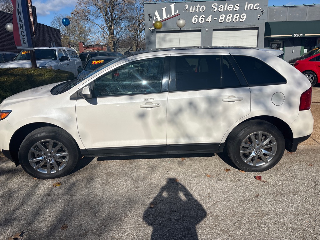 Photo 6 of this FORD EDGE
