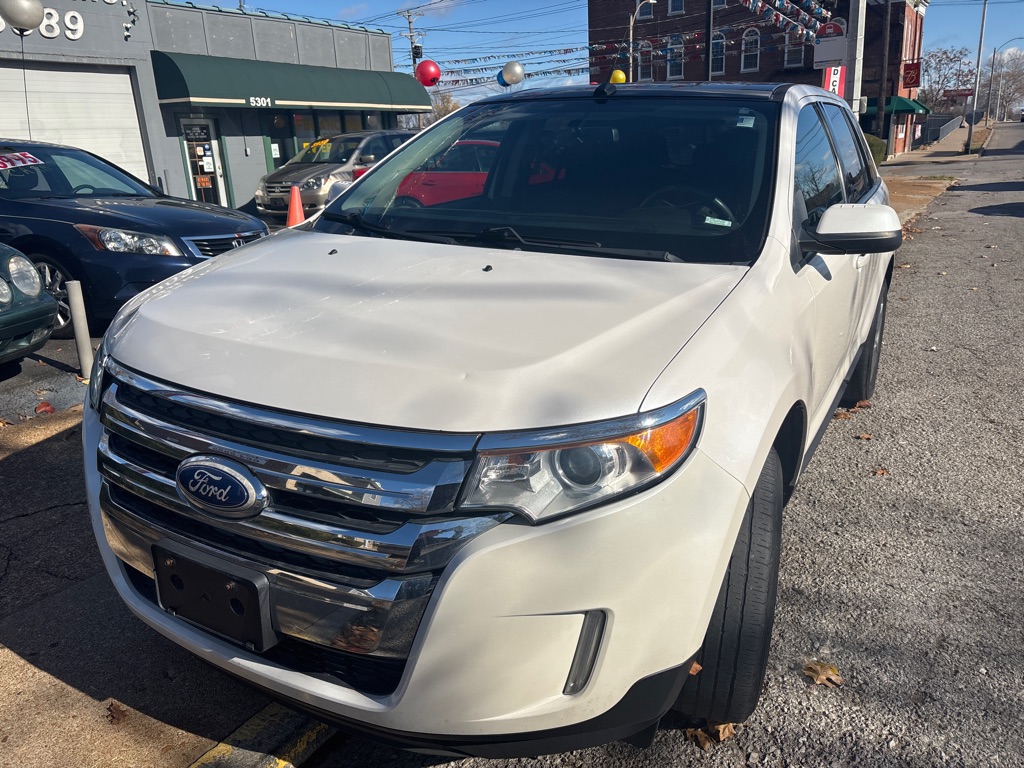 Photo 3 of this FORD EDGE