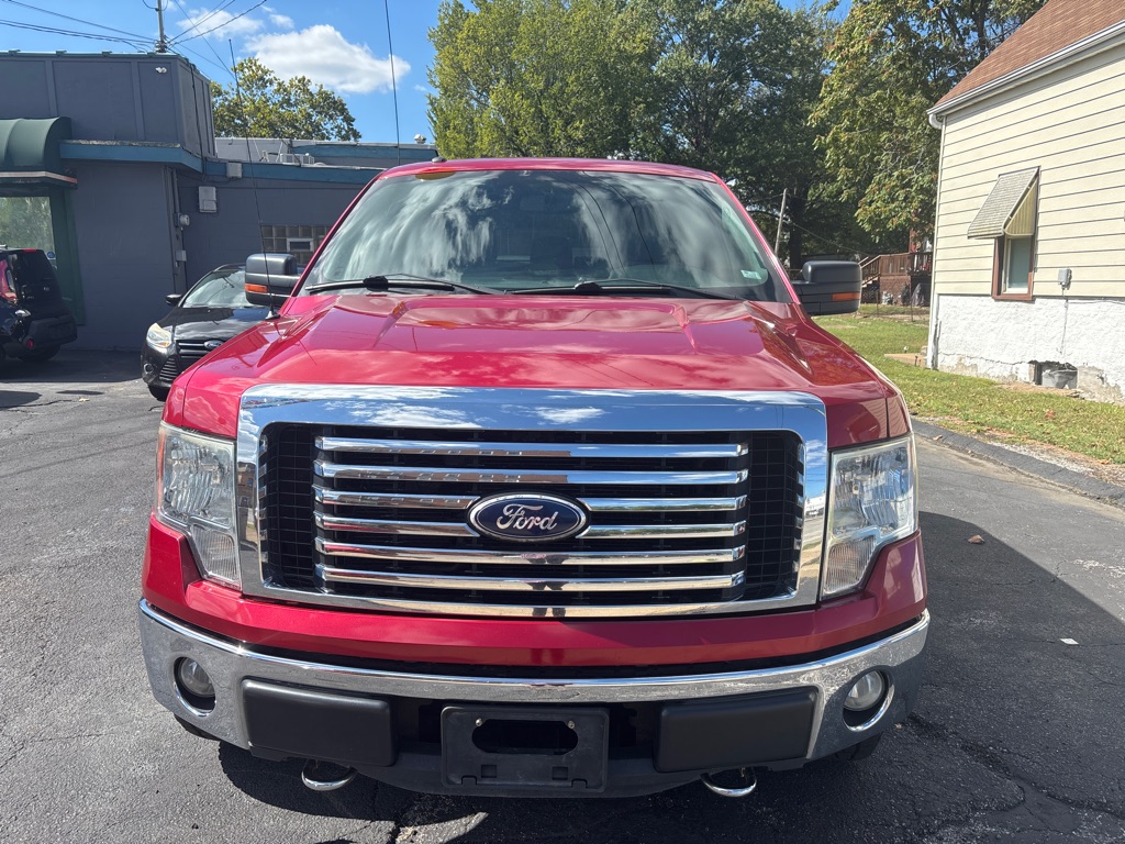 Photo 2 of this FORD F150