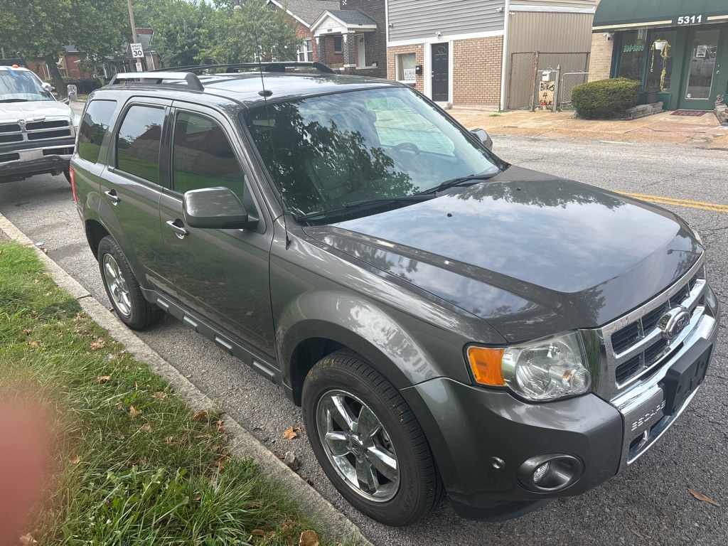 Photo 3 of this FORD ESCAPE
