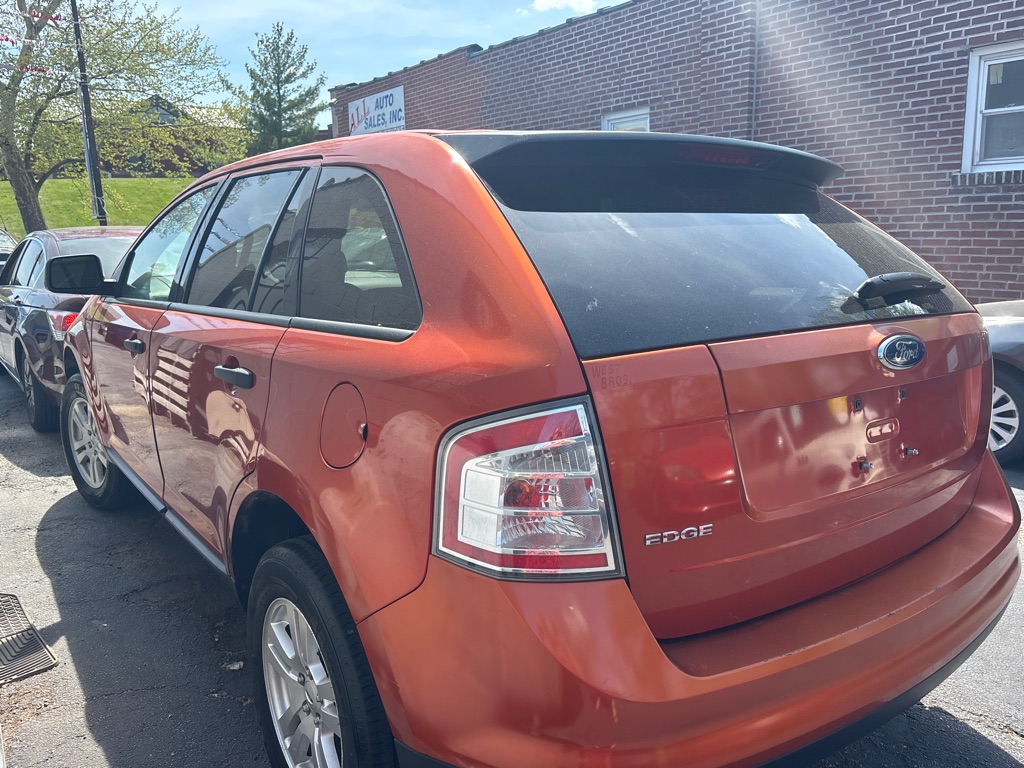 Photo 6 of this FORD EDGE