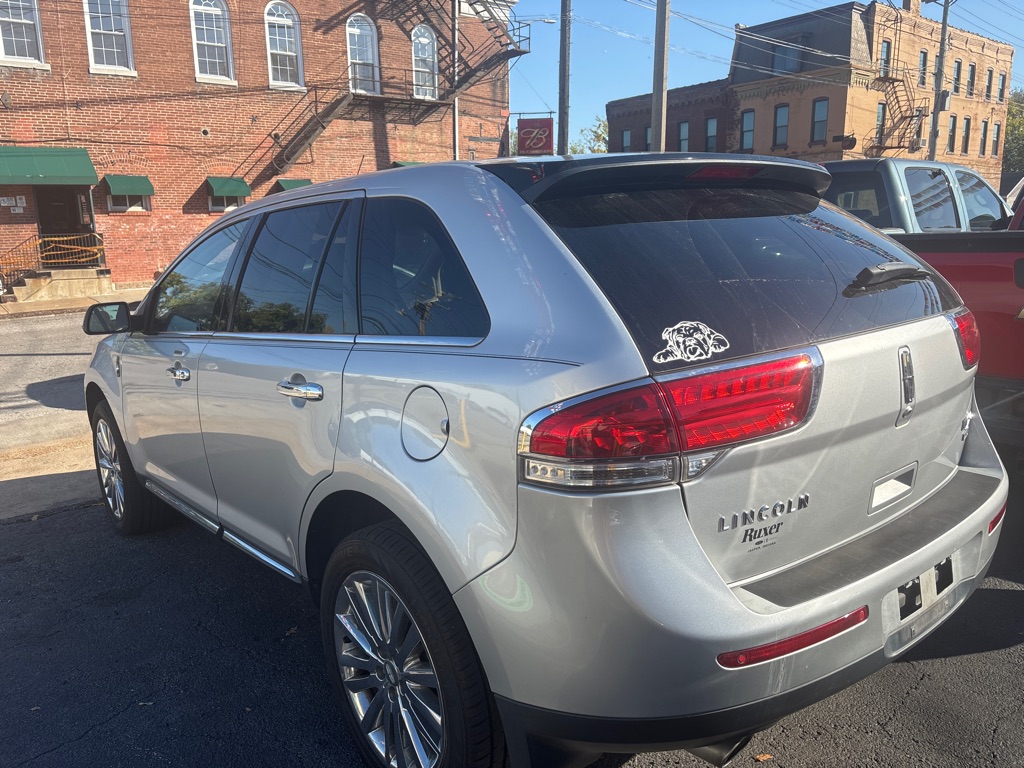 Photo 3 of this LINCOLN MKX