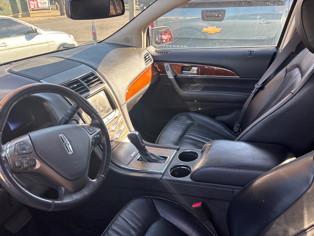 Photo 7 of this LINCOLN MKX