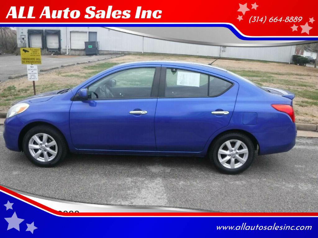 2013 NISSAN VERSA