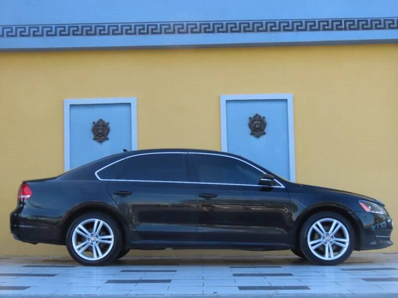Photo 3 of this VOLKSWAGEN PASSAT