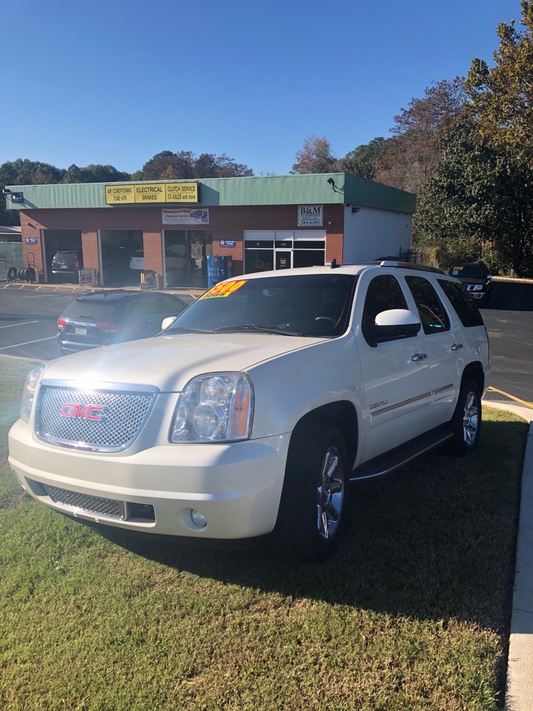 2014 GMC Yukon Denali's photo