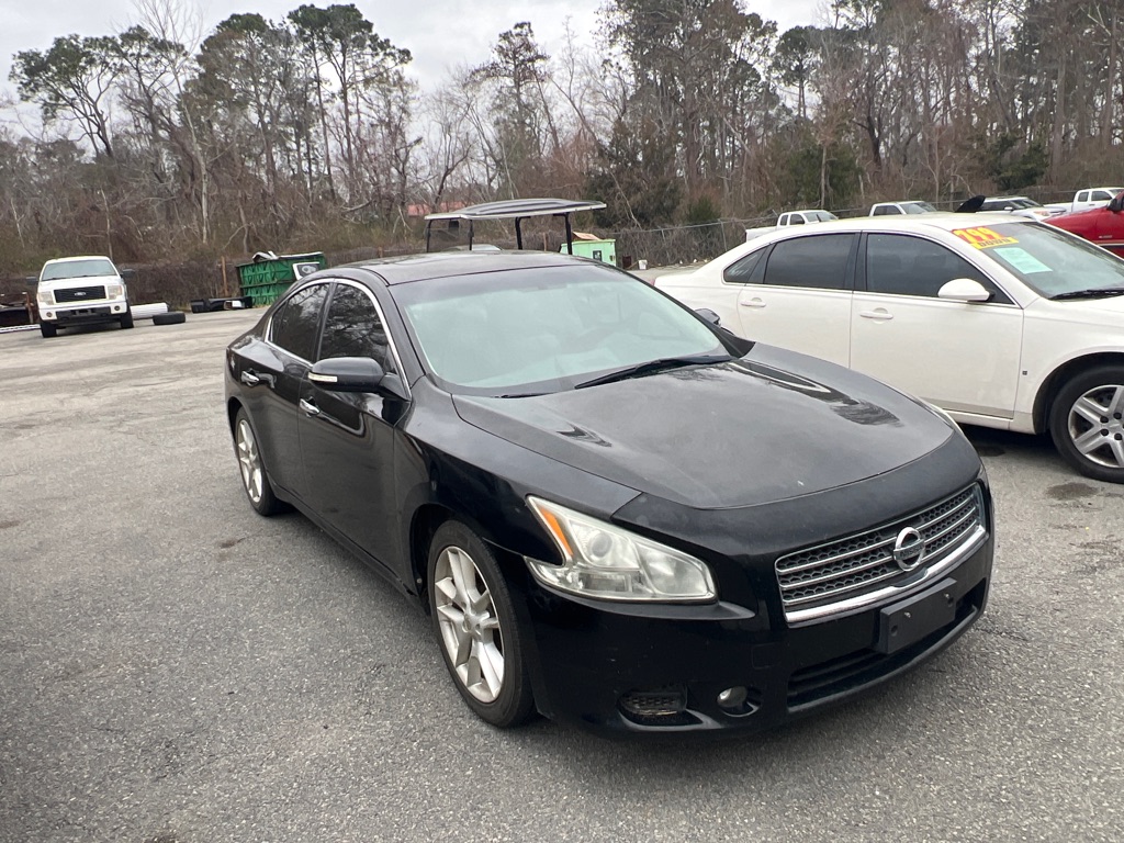 2011 Nissan Maxima 3.5 SV's photo