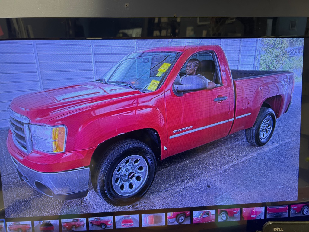 2010 GMC Sierra 1500 Work Truck's photo