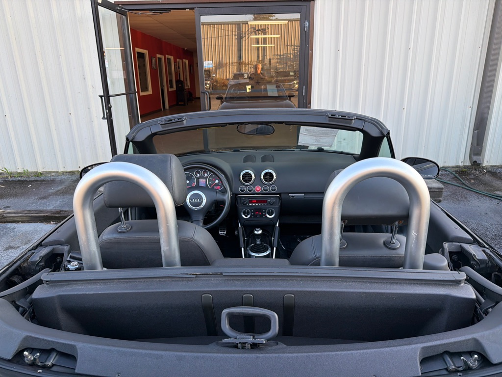 Photo 7 of this AUDI TT