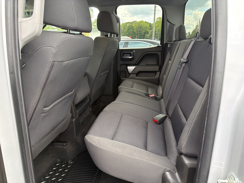 Photo 9 of this CHEVROLET SILVERADO 1500